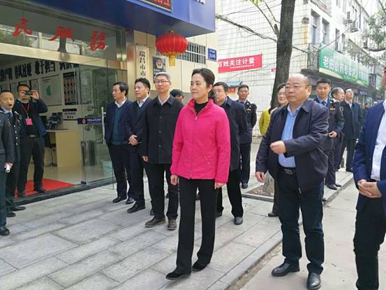 ȫ��ʳƷ��ȫ����֪ʶ��������������Ա�����ʳƷҩƷ���ִ���淶���ֳ���������ٿ� 